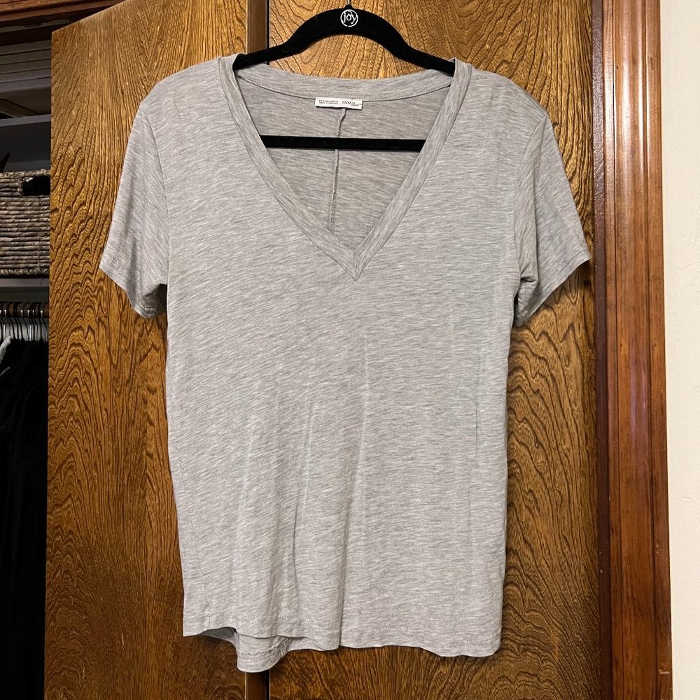 Zara Gray V Neck T Shirt, Size S
